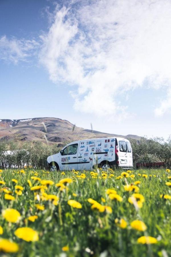 Rent Campervans Keflavik Bagian luar foto