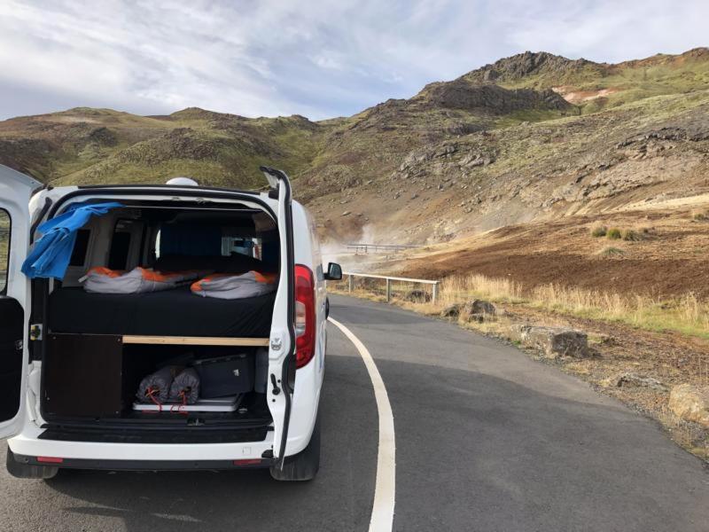 Rent Campervans Keflavik Bagian luar foto