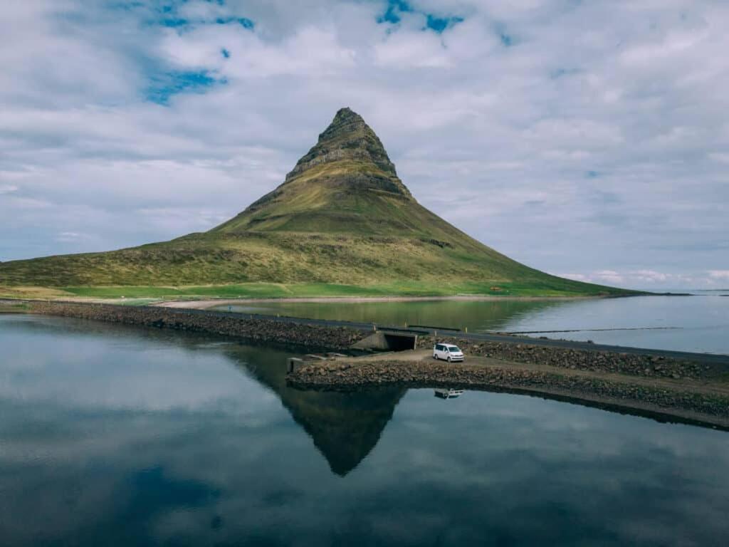Rent Campervans Keflavik Bagian luar foto